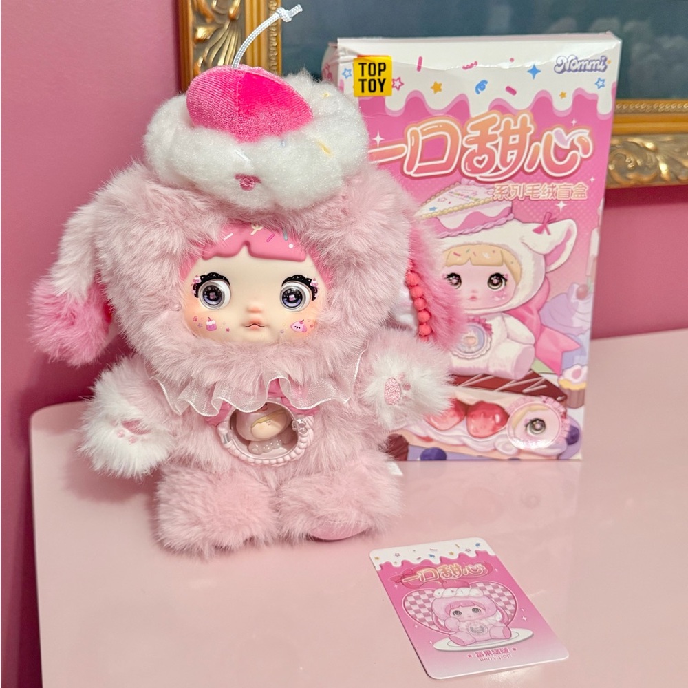 Nommi Amarilith A Bite of Sweetheart Blind Box Plush-Berry Pop